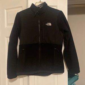 The North Face Women’s Denali Winter Jacket-Medium Black/Black